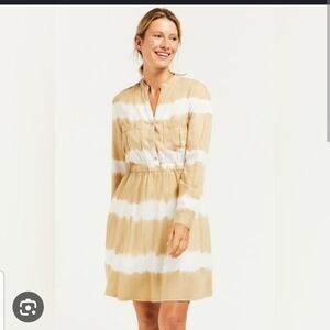 Velvet heart Emmeline Taupe longsleeve dress